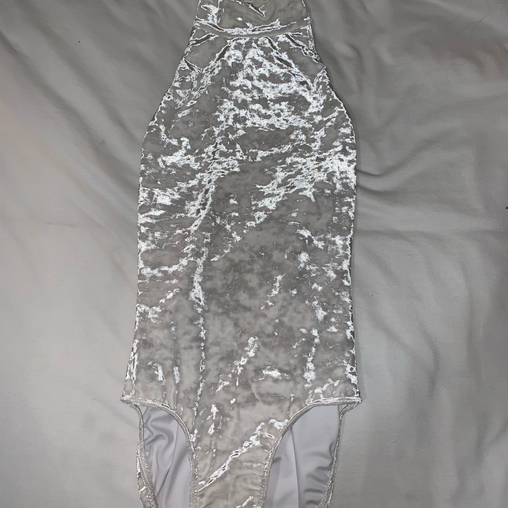 Eleve Leotard